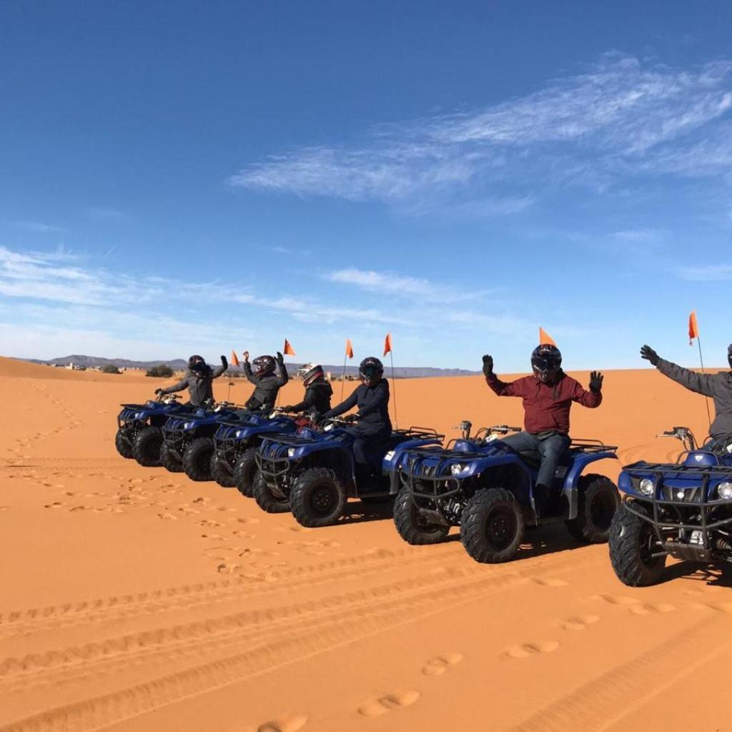 Riad Les Roches メルズーガ エクステリア 写真