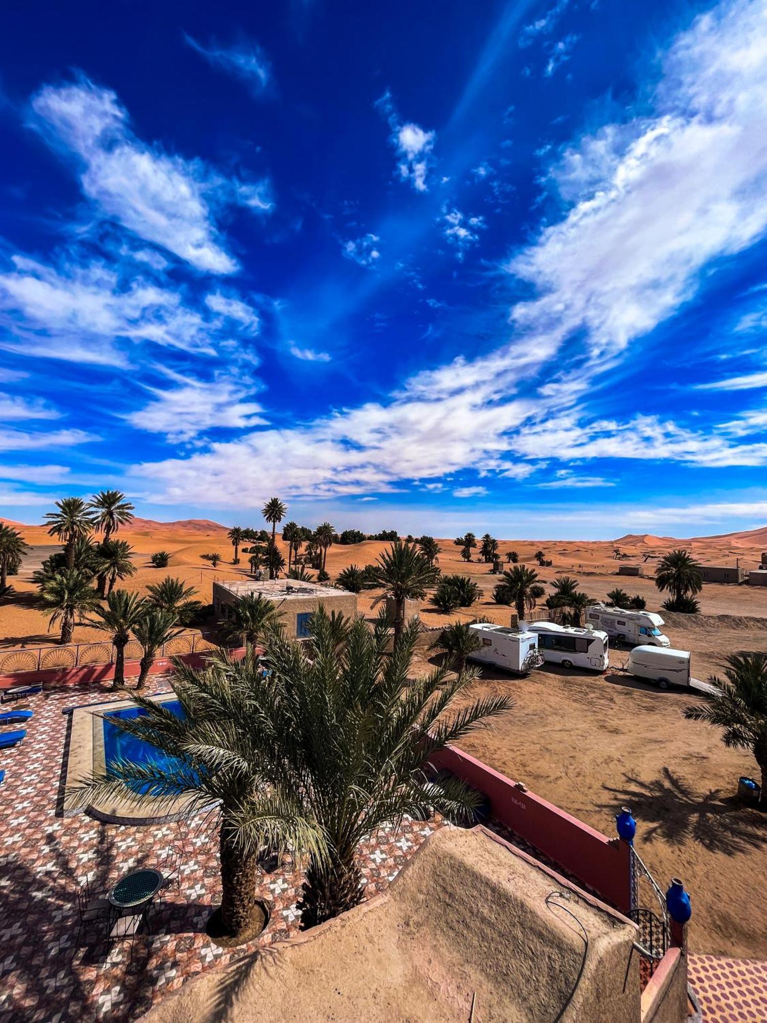 Riad Les Roches メルズーガ エクステリア 写真