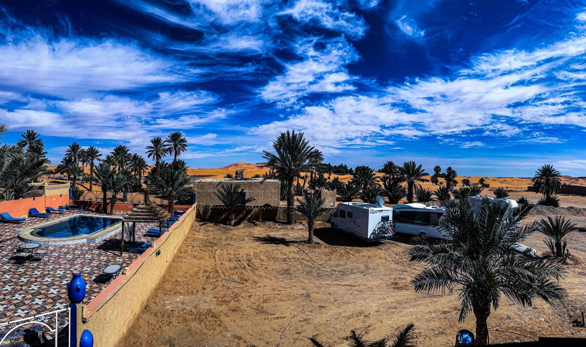 Riad Les Roches メルズーガ エクステリア 写真