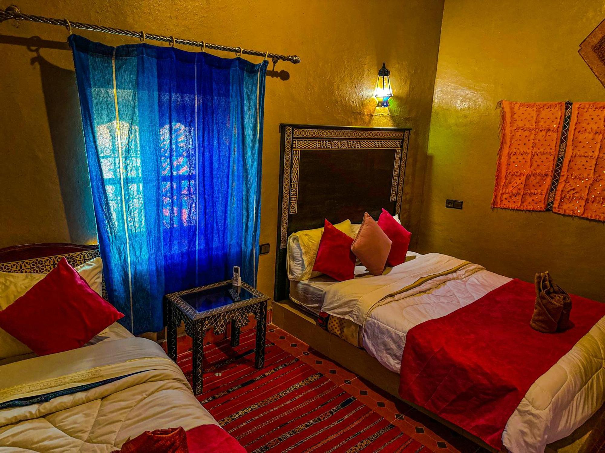 Riad Les Roches メルズーガ エクステリア 写真