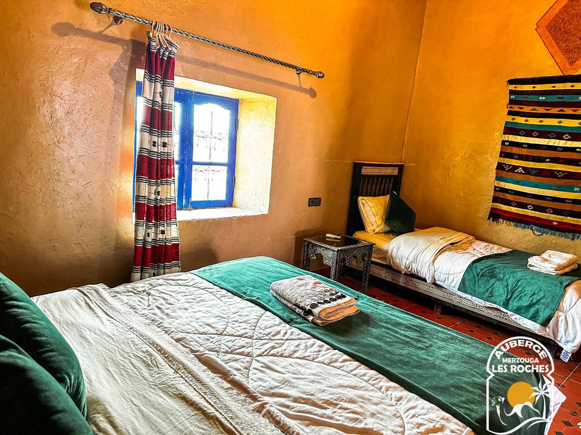 Riad Les Roches メルズーガ エクステリア 写真
