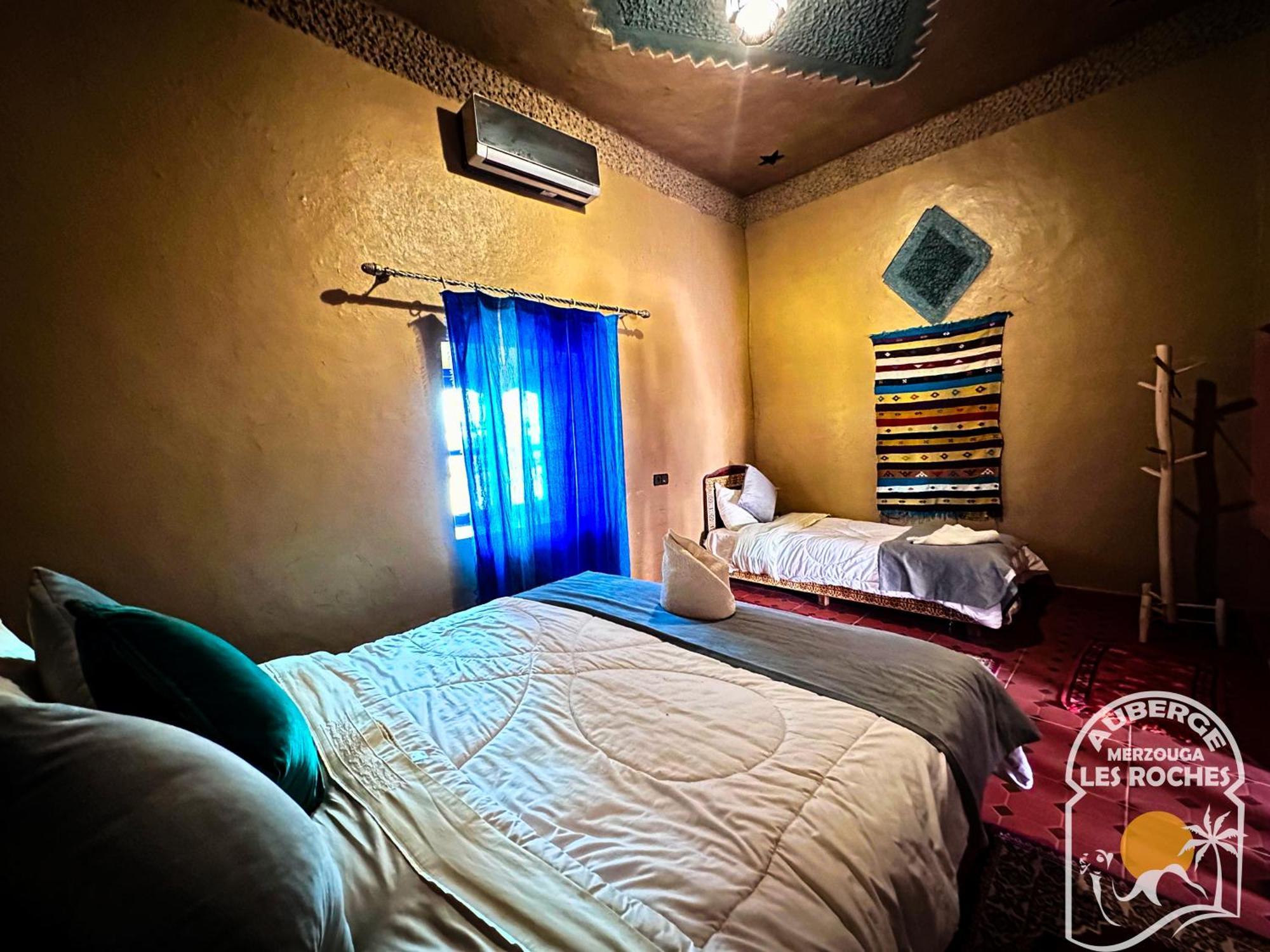 Riad Les Roches メルズーガ エクステリア 写真