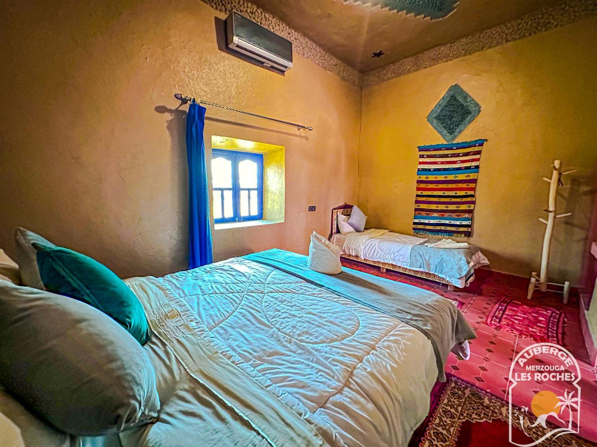 Riad Les Roches メルズーガ エクステリア 写真