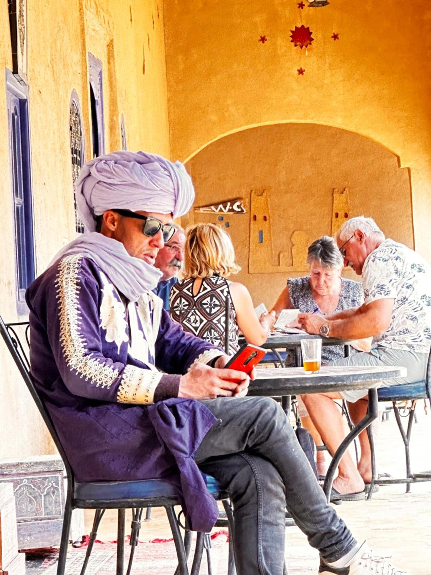 Riad Les Roches メルズーガ エクステリア 写真