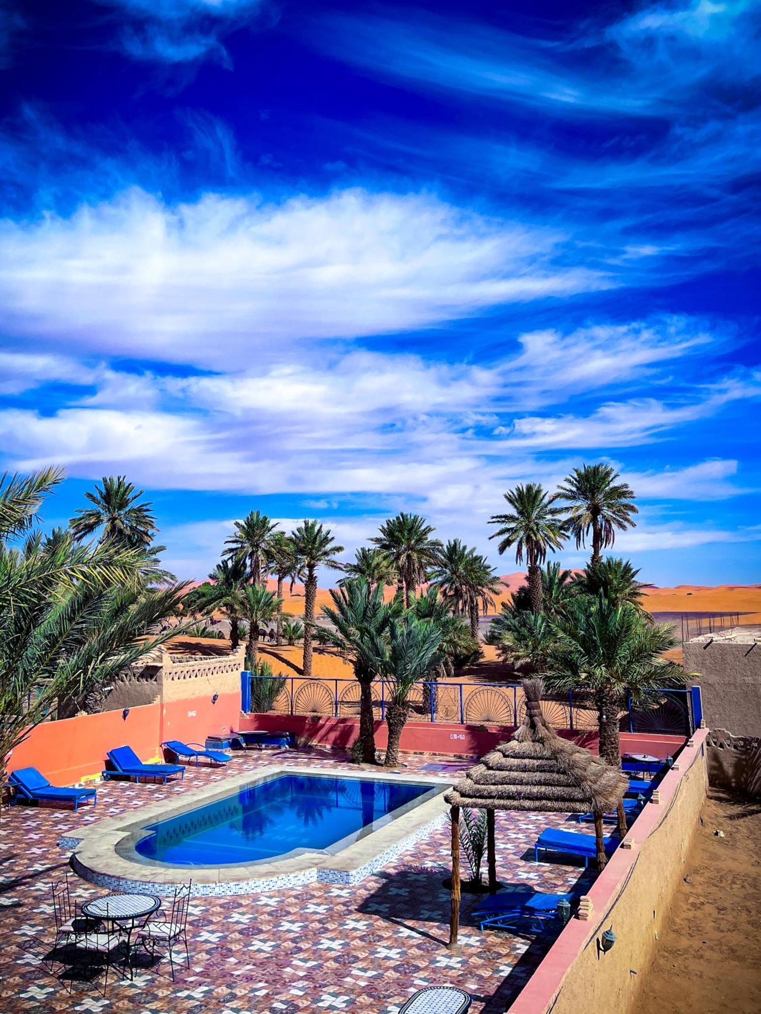 Riad Les Roches メルズーガ エクステリア 写真